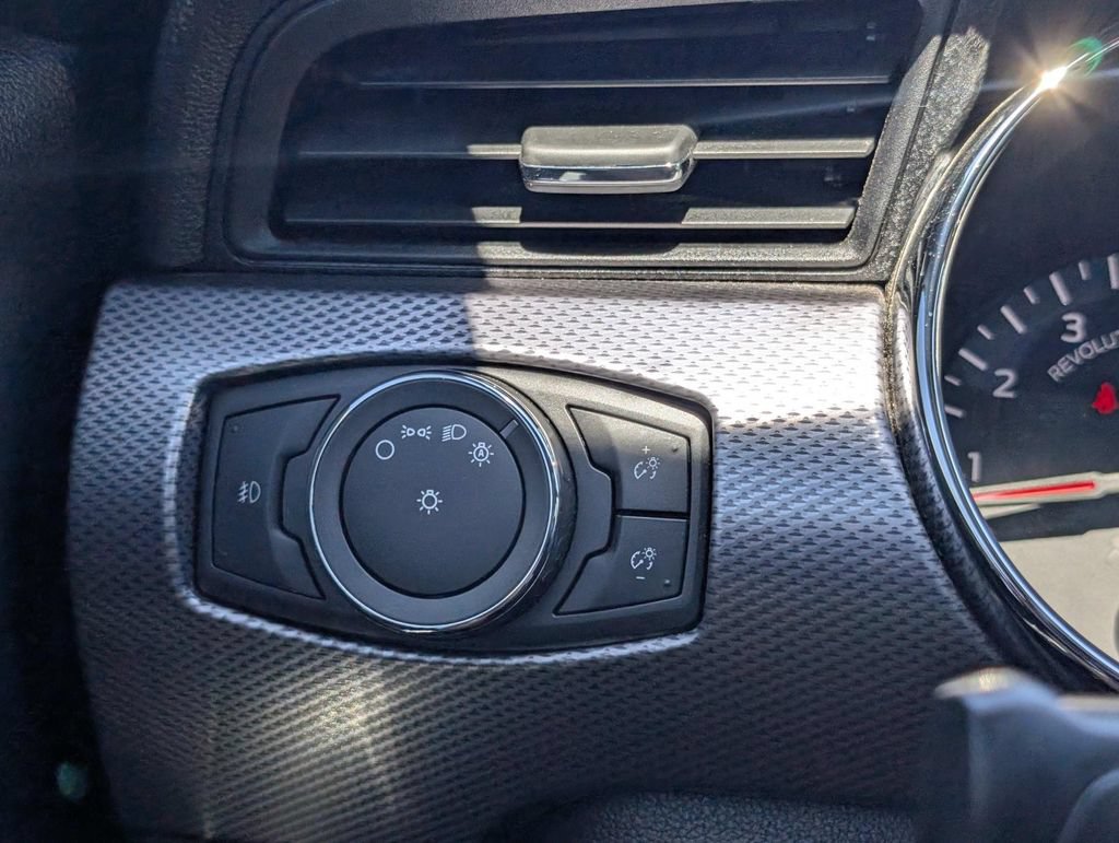 Used 2017 Ford Mustang GT RWD image 33