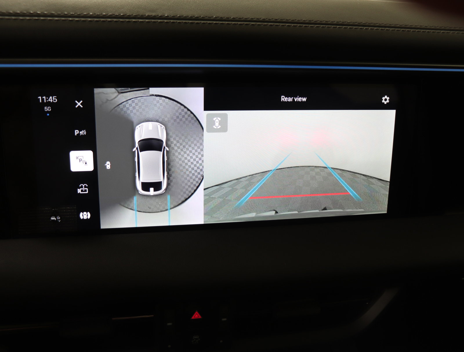 Used 2025 Porsche Macan Electric image 30