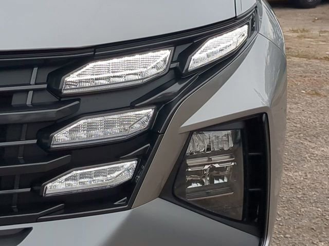 New 2025 Hyundai Tucson SE image 10