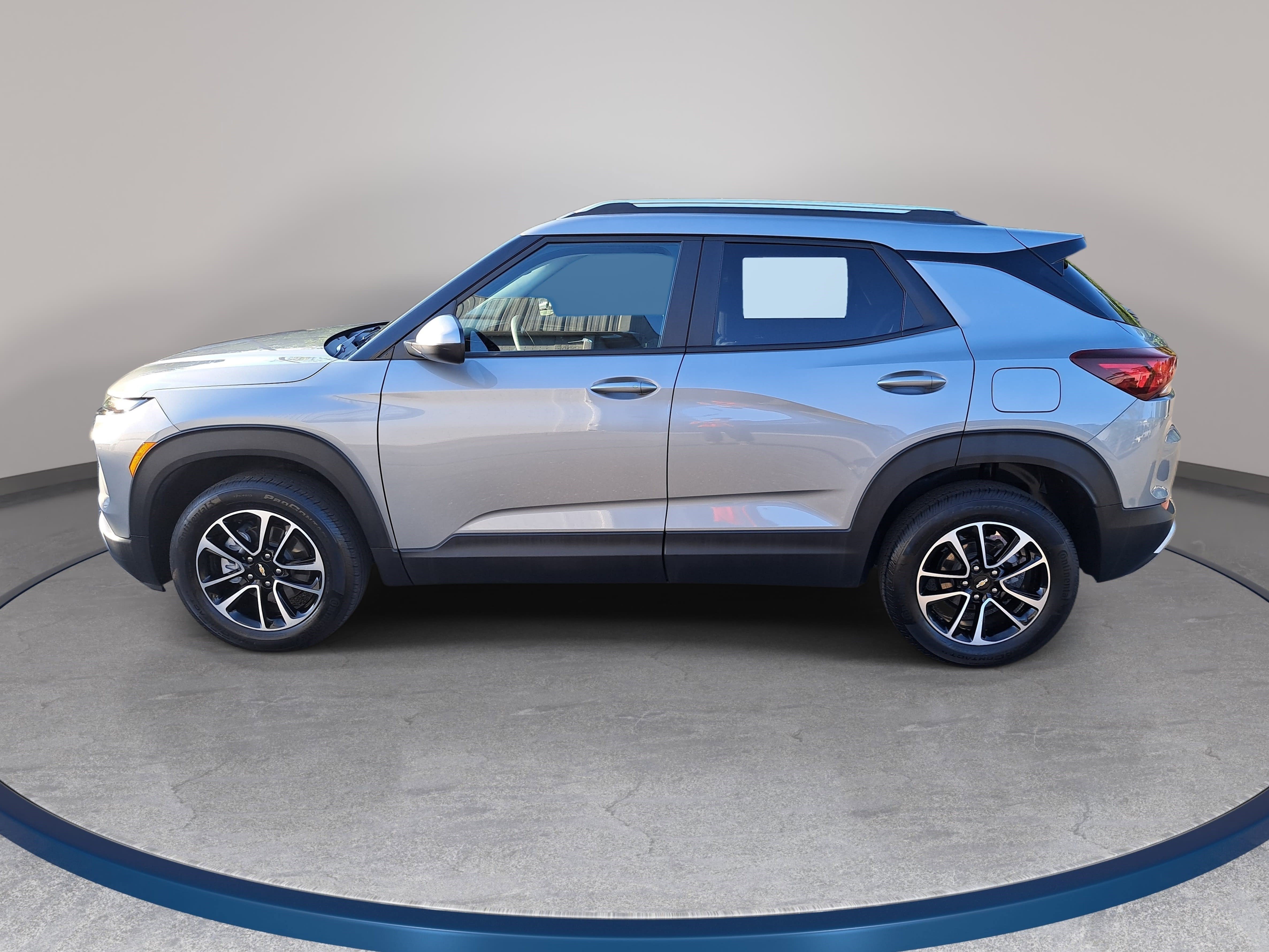 Used 2025 Chevrolet TrailBlazer LT AWD/4WD image 8
