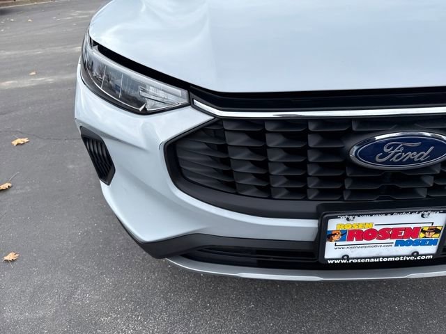 Used 2025 Ford Escape Active image 39