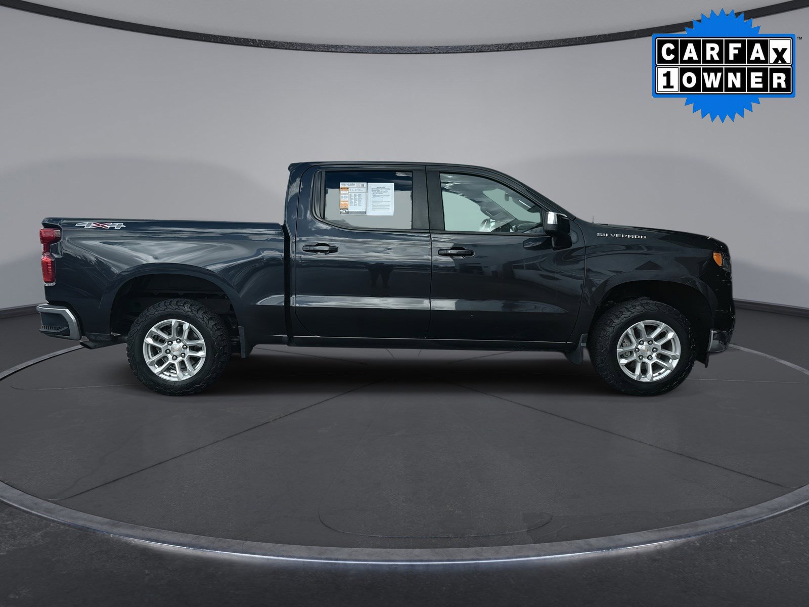Used 2022 Chevrolet Silverado 1500 LT AWD/4WD image 15