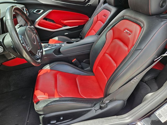 Used 2019 Chevrolet Camaro SS RWD image 14