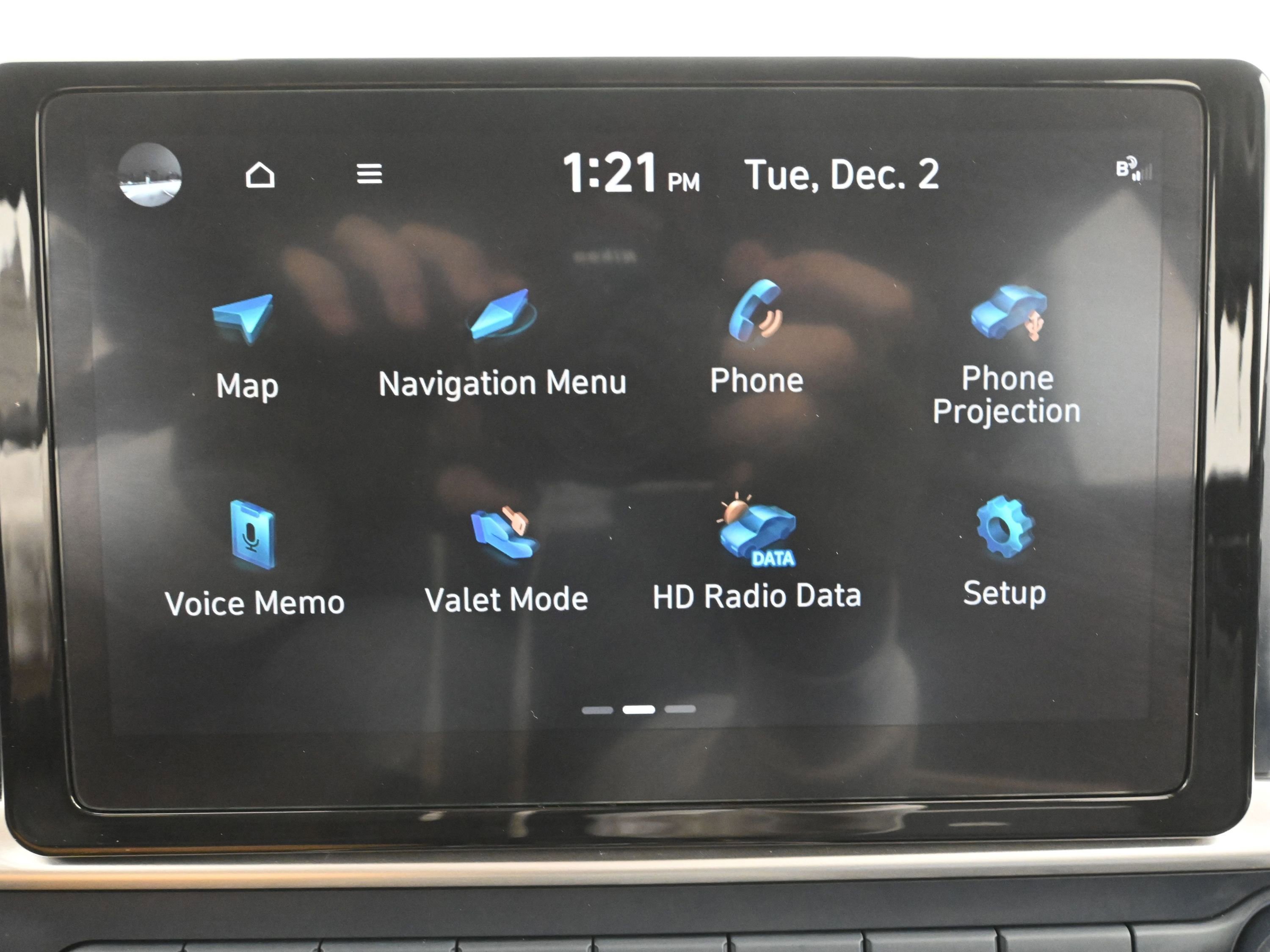 Used 2023 Hyundai Venue Limited w/ Cargo Package image 14