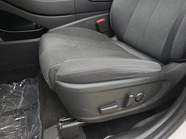 Used 2023 Hyundai Santa Fe SEL FWD image 28
