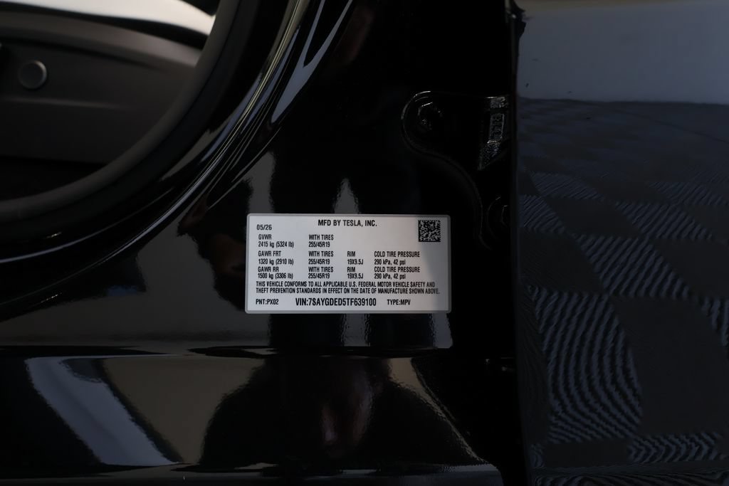 Used 2026 Tesla Model Y 2WD image 43