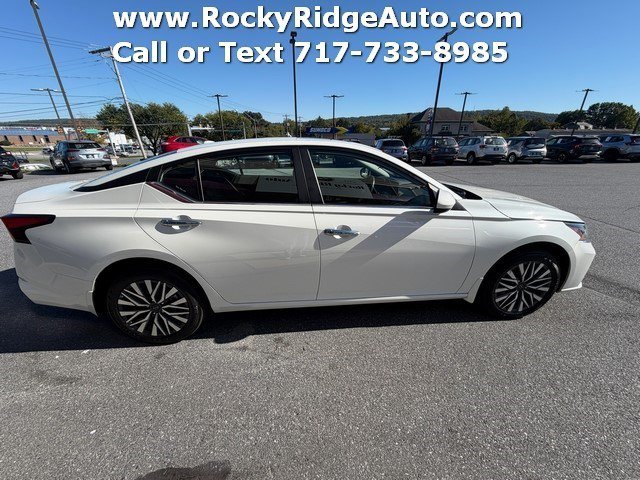 Used 2024 Nissan Altima 2.5 SV w/ SV Premium Package AWD/4WD image 10