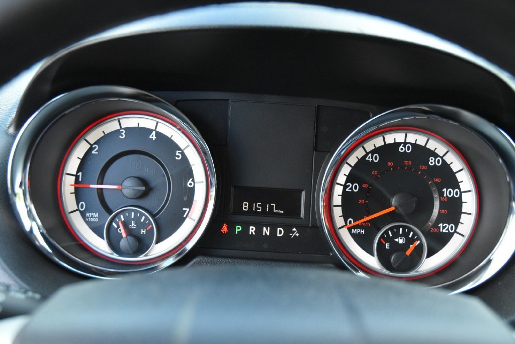Used 2015 Dodge Grand Caravan SXT w/ Blacktop Package FWD image 16