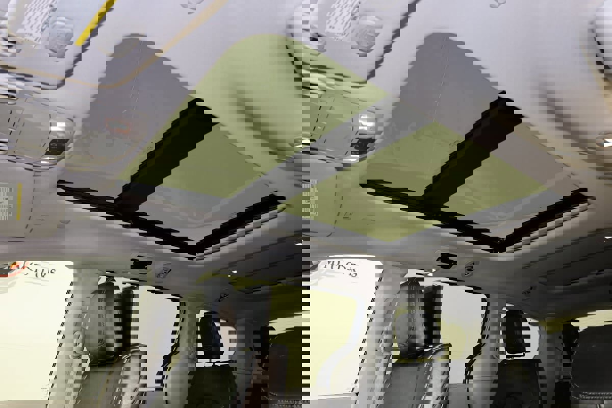 Used 2019 Chrysler Pacifica Limited image 14