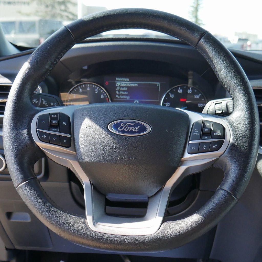 Used 2023 Ford Explorer XLT w/ Equipment Group 202A image 58
