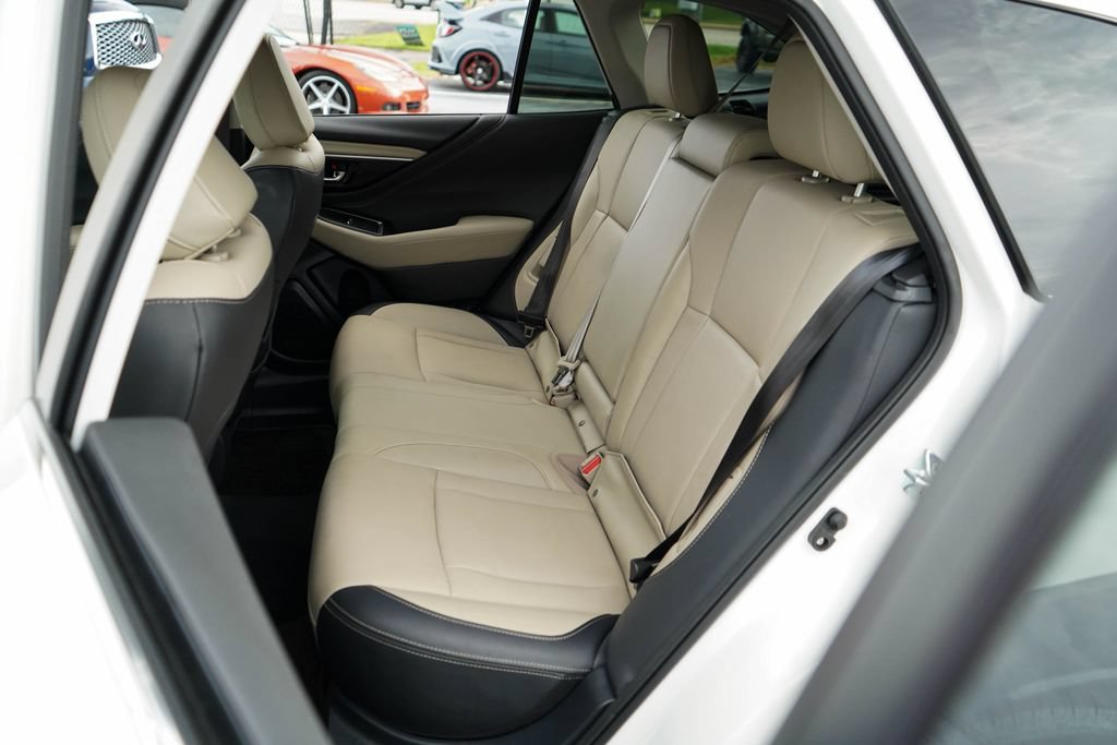 Used 2024 Subaru Outback Limited AWD/4WD image 8