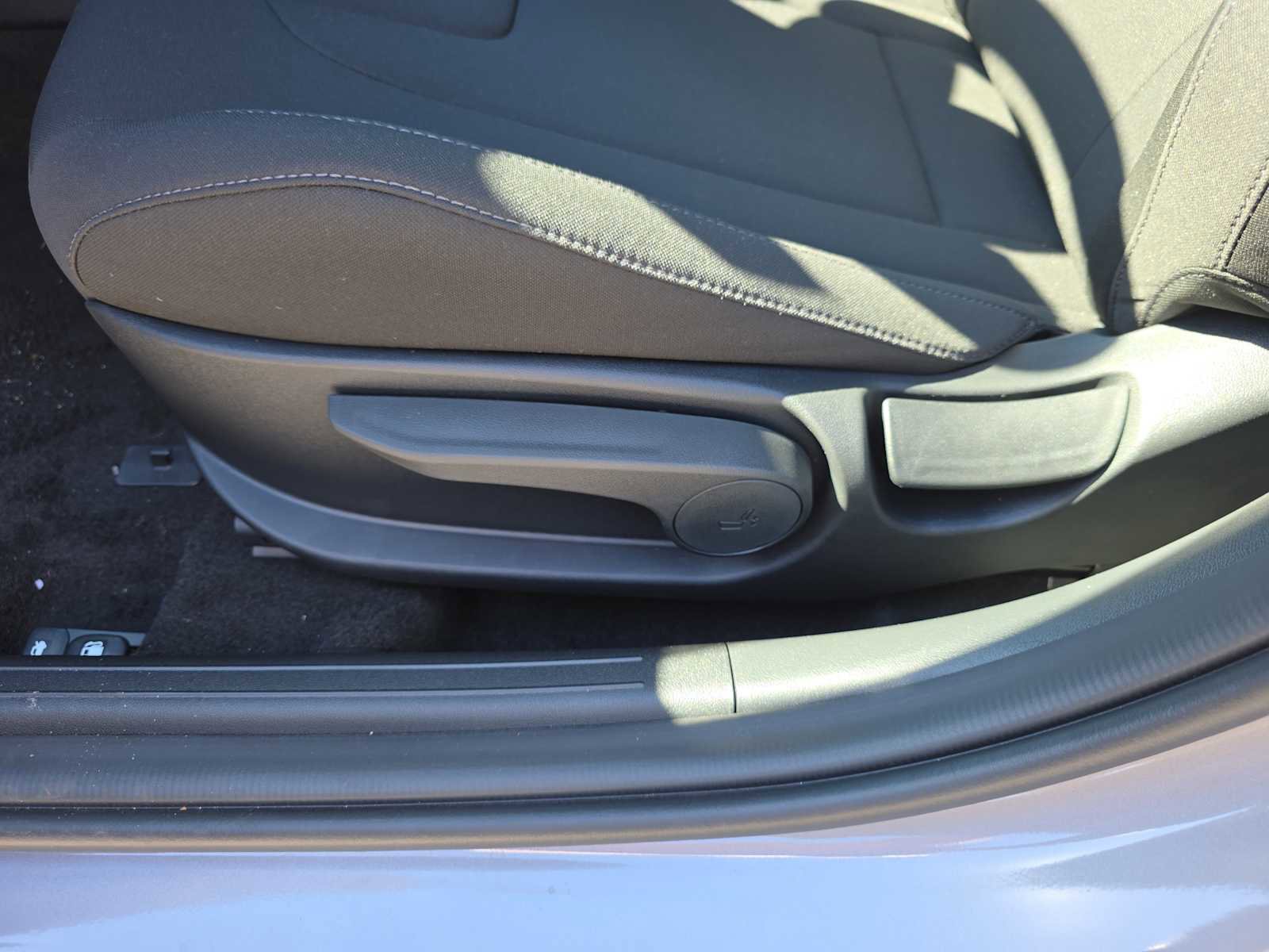 New 2025 Hyundai Elantra SEL image 17