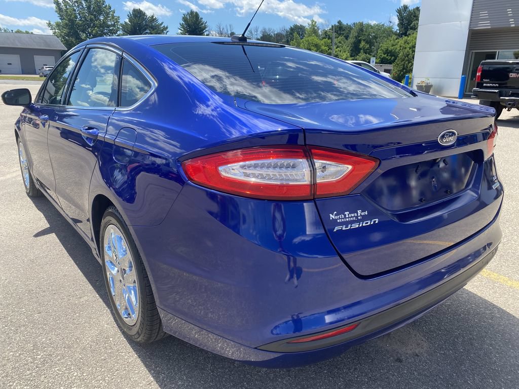 Used 2016 Ford Fusion SE w/ Equipment Group 202A FWD image 8