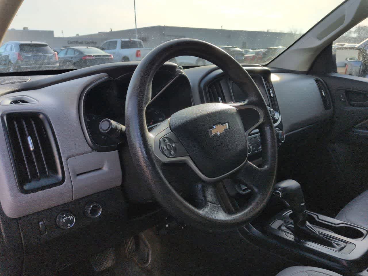 Used 2017 Chevrolet Colorado W/T w/ WT Convenience Package AWD/4WD image 2