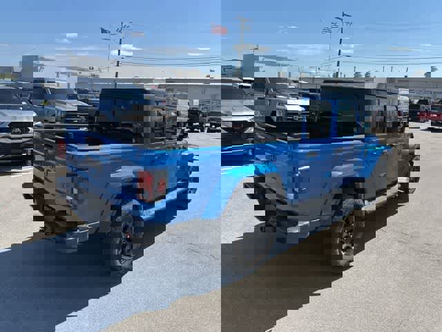 Used 2021 Jeep Gladiator Sport image 16