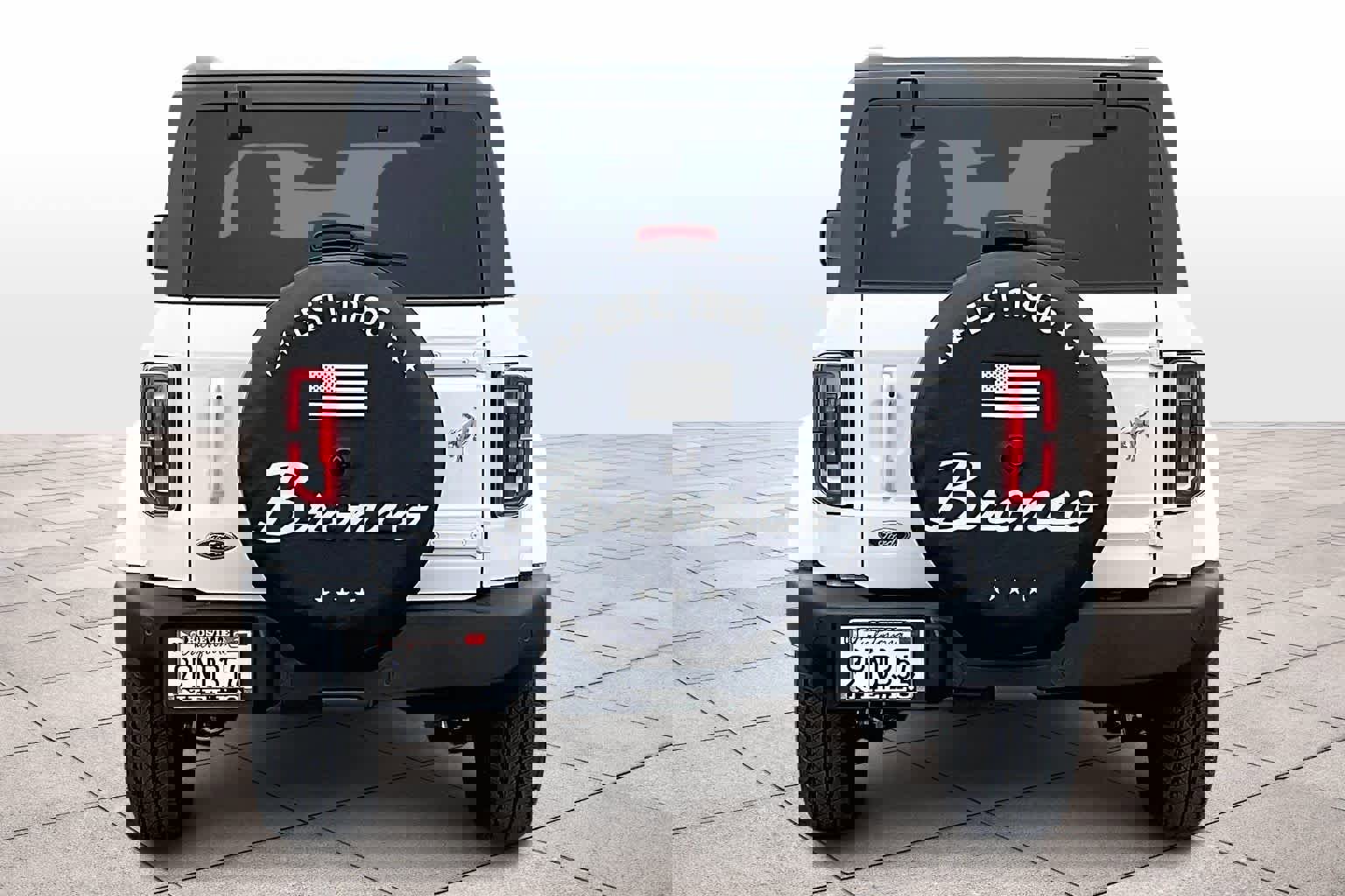 Used 2024 Ford Bronco Outer Banks image 7