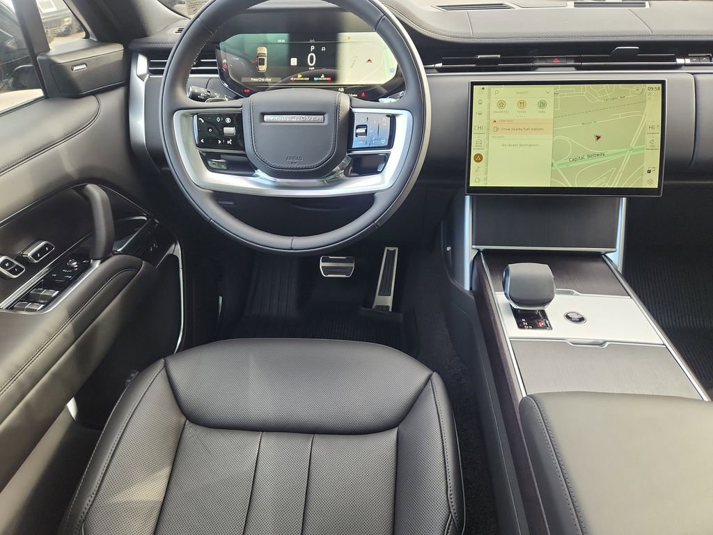 New 2026 Land Rover Range Rover SE image 4