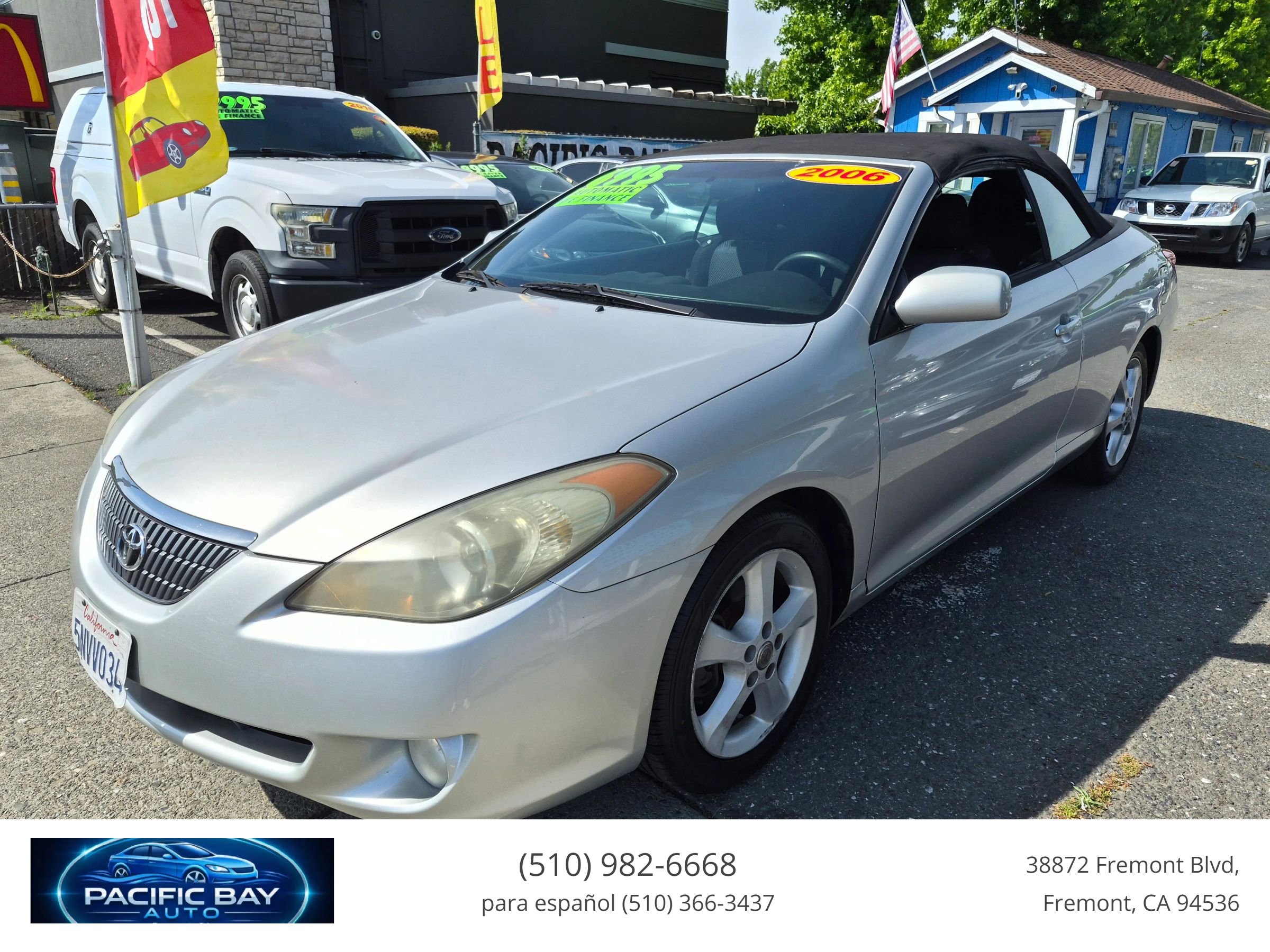 Used 2006 Toyota Solara SE FWD image 3