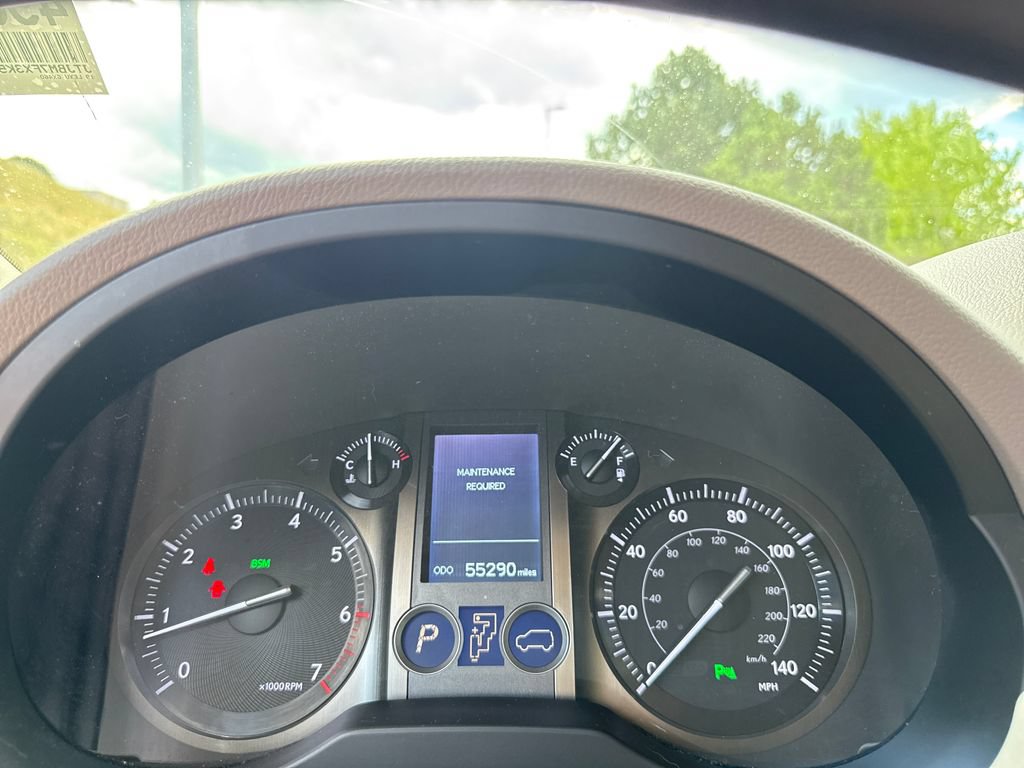 Used 2019 Lexus GX 460 Premium w/ Premium Package AWD/4WD image 17