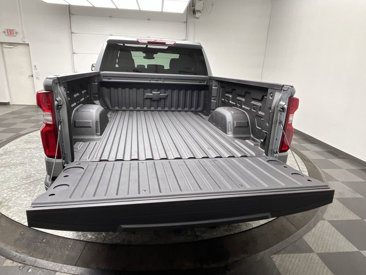 New 2026 Chevrolet Silverado 1500 RST w/ RST Select Package AWD/4WD image 31