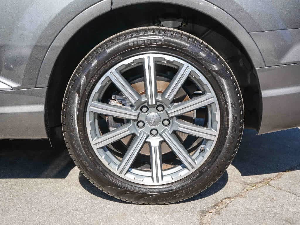 Used 2018 Audi Q7 2.0T Premium Plus w/ Premium Plus Package AWD/4WD image 10