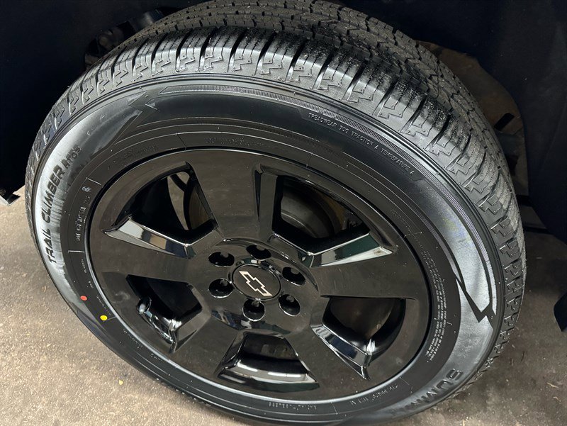 Used 2019 Chevrolet Tahoe LT image 11