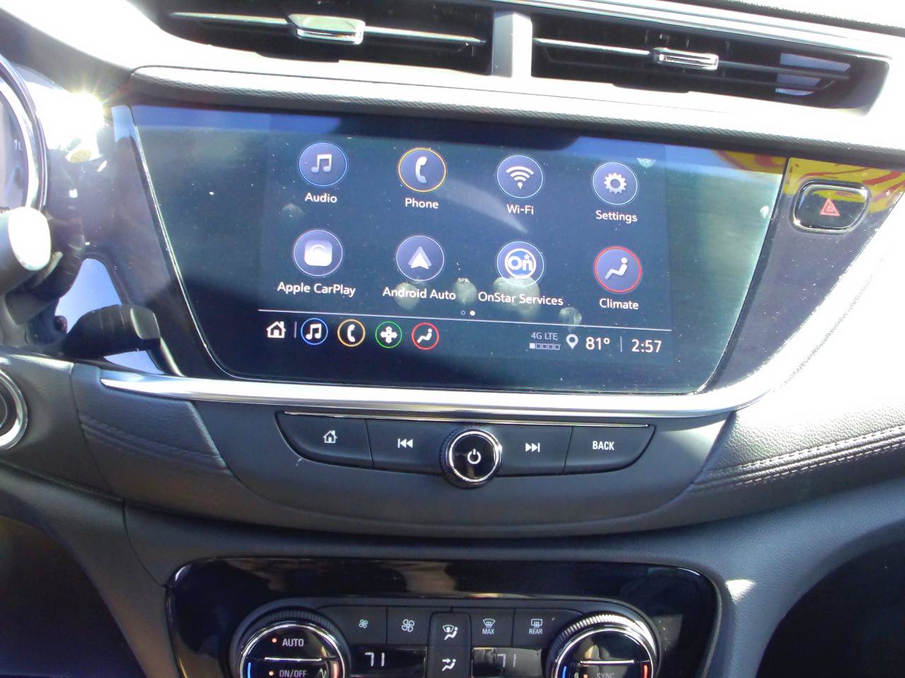 Used 2023 Buick Encore GX Select w/ Sport Touring Package FWD image 21
