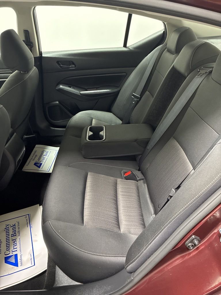 Used 2024 Nissan Altima 2.5 SV image 21