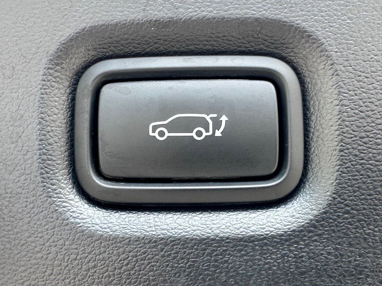 Used 2024 Hyundai Ioniq 5 Limited image 14