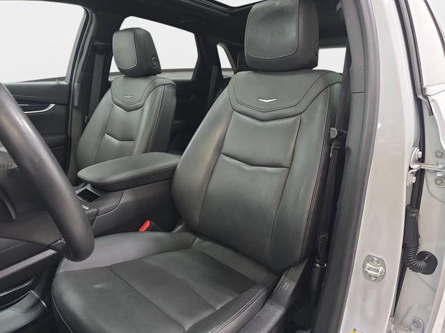 Certified 2024 Cadillac XT5 Premium Luxury AWD/4WD image 12