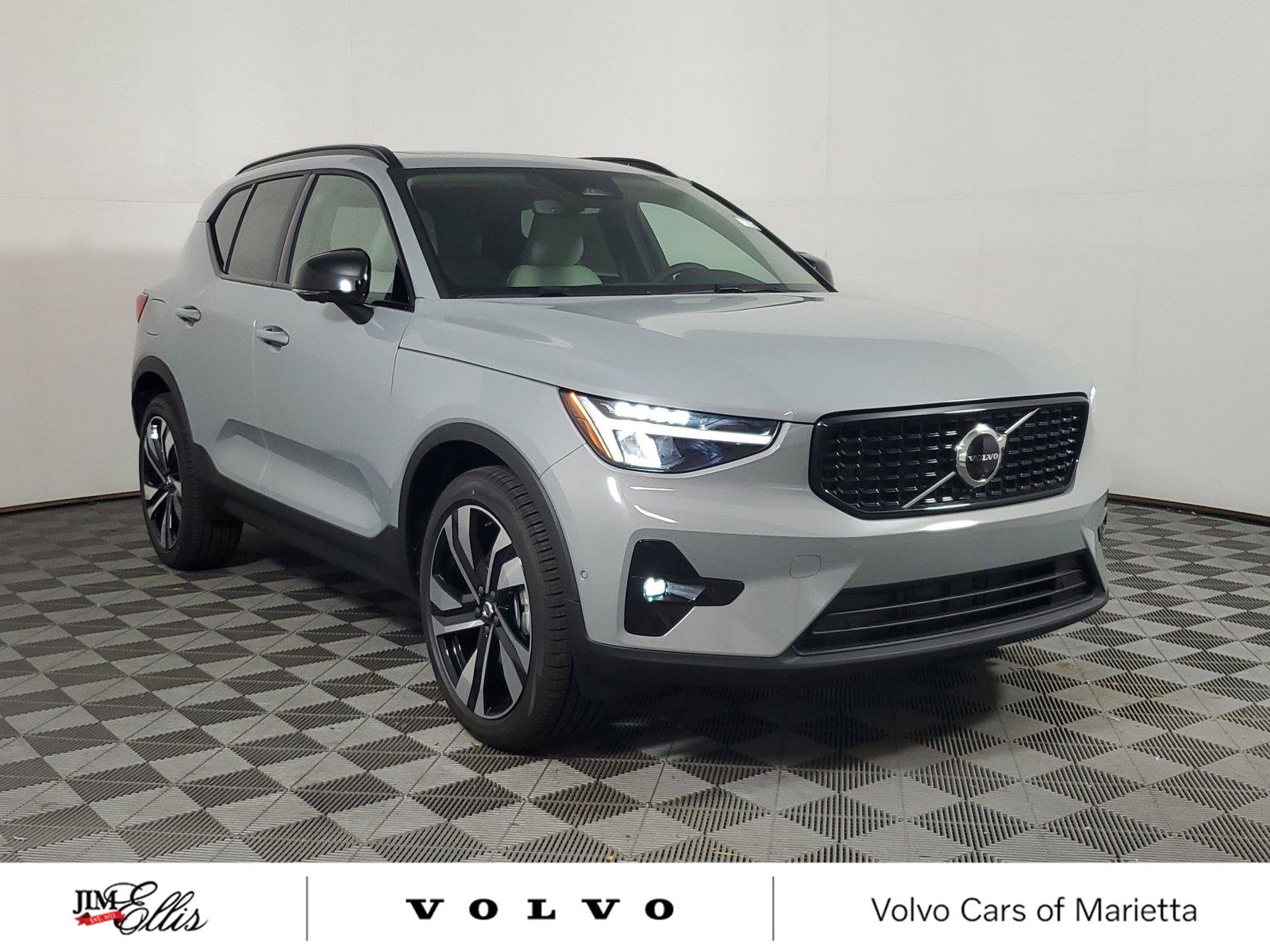 New 2026 Volvo XC40 B5 Plus w/ Protection Package Premier AWD/4WD image 1