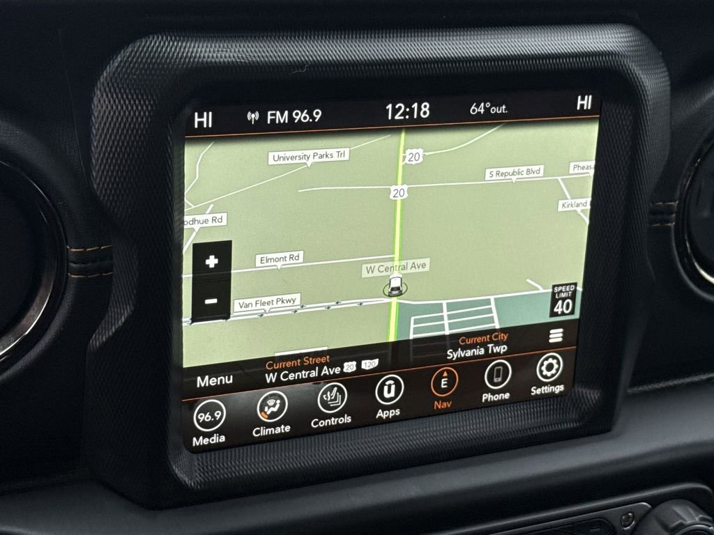 Used 2021 Jeep Gladiator Overland image 18