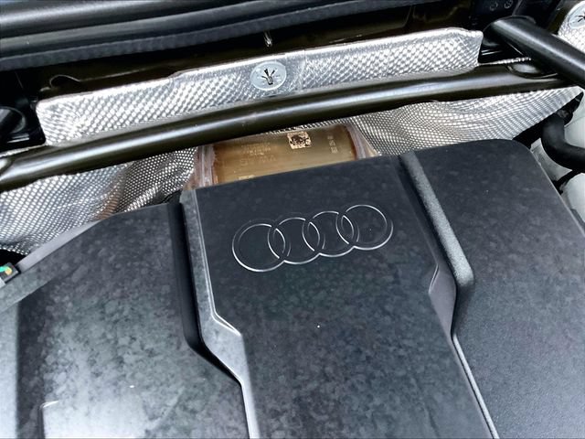 Used 2025 Audi Q5 Premium w/ 19" Wheel Package AWD/4WD image 32