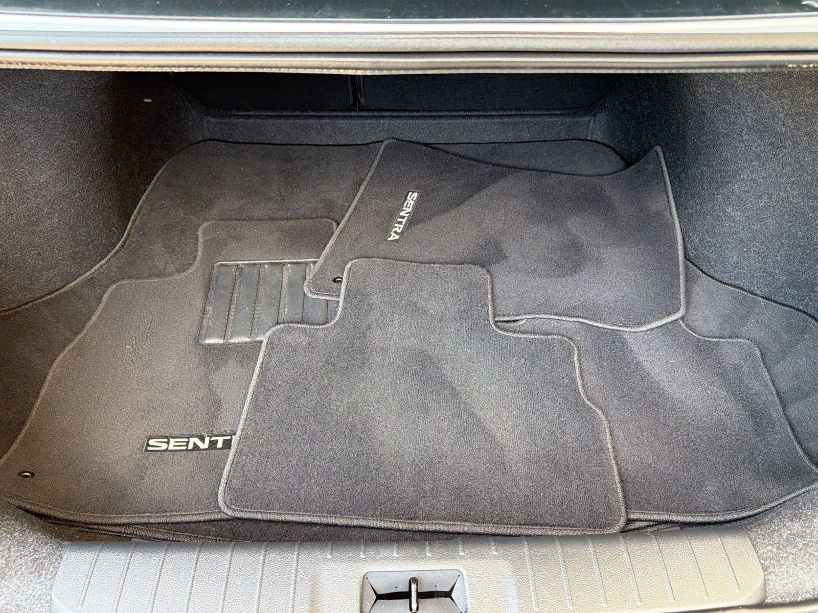 Used 2022 Nissan Sentra SV FWD image 33