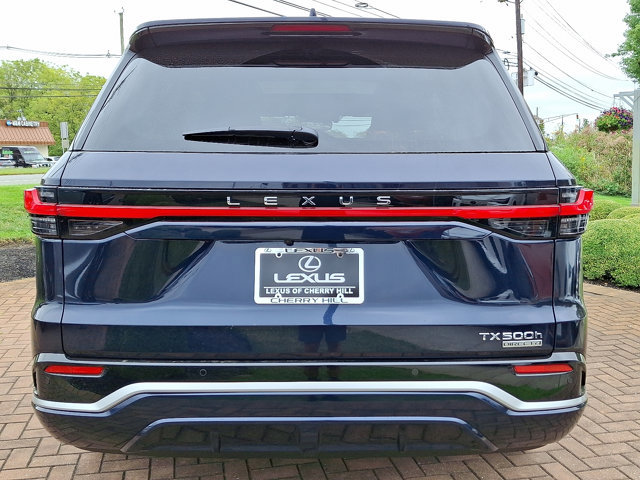 New 2025 Lexus TX 500h AWD image 4