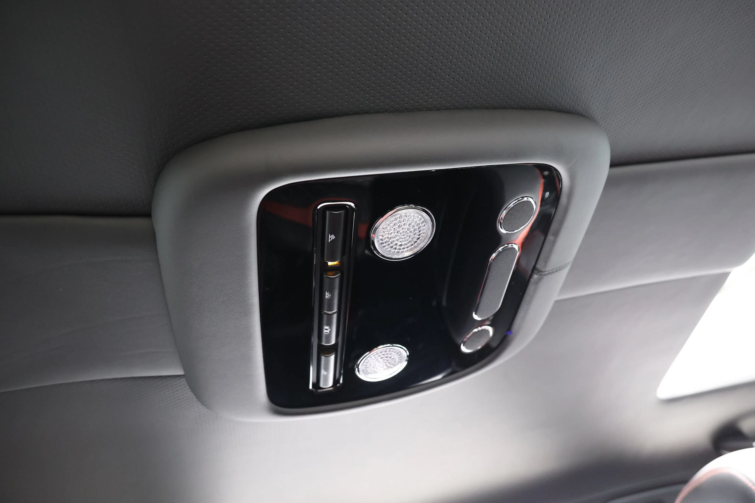 Used 2017 Bentley Flying Spur S W12 AWD/4WD image 85