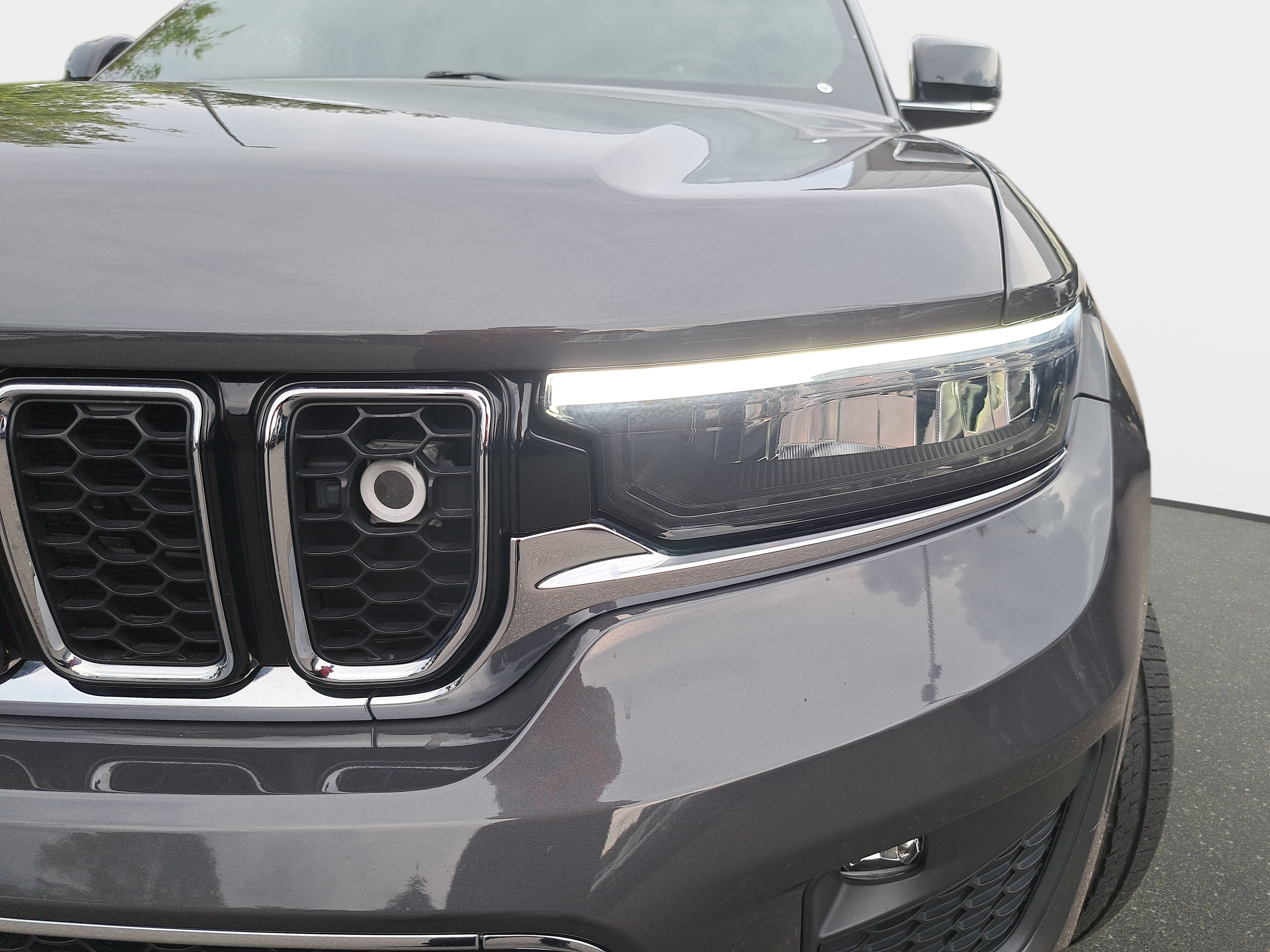 Used 2023 Jeep Grand Cherokee Overland w/ Adv Protech Group III AWD/4WD image 31