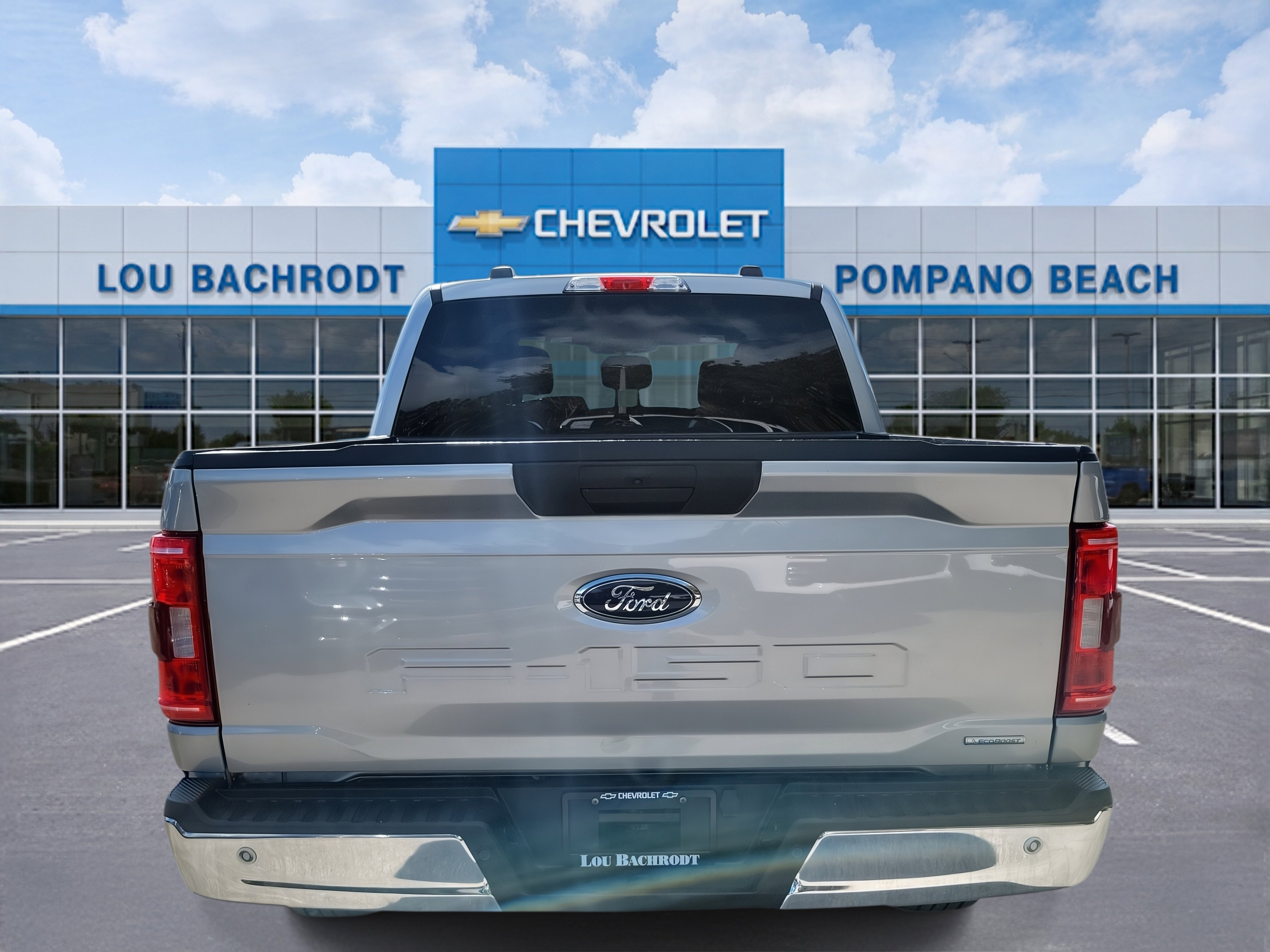 Used 2023 Ford F150 XLT image 4