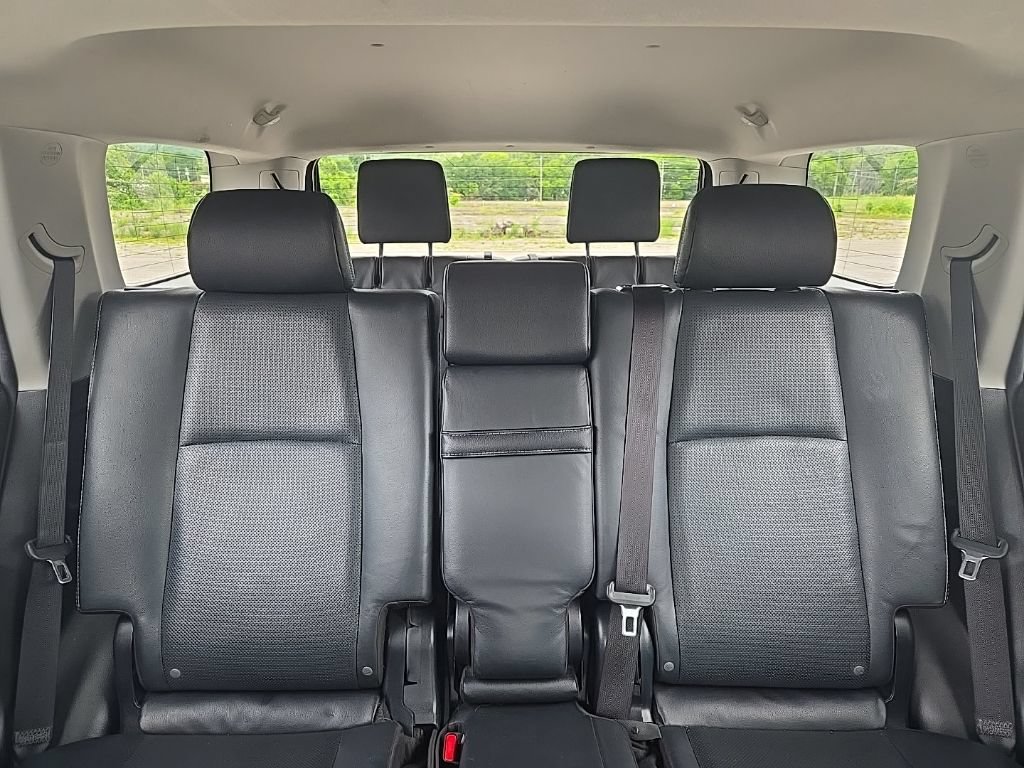 Used 2022 Toyota 4Runner Limited AWD/4WD image 23