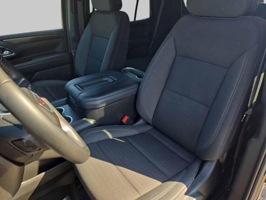 Used 2024 GMC Yukon SLE AWD/4WD image 18