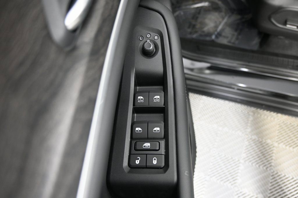 New 2026 Jeep Grand Cherokee Laredo image 19