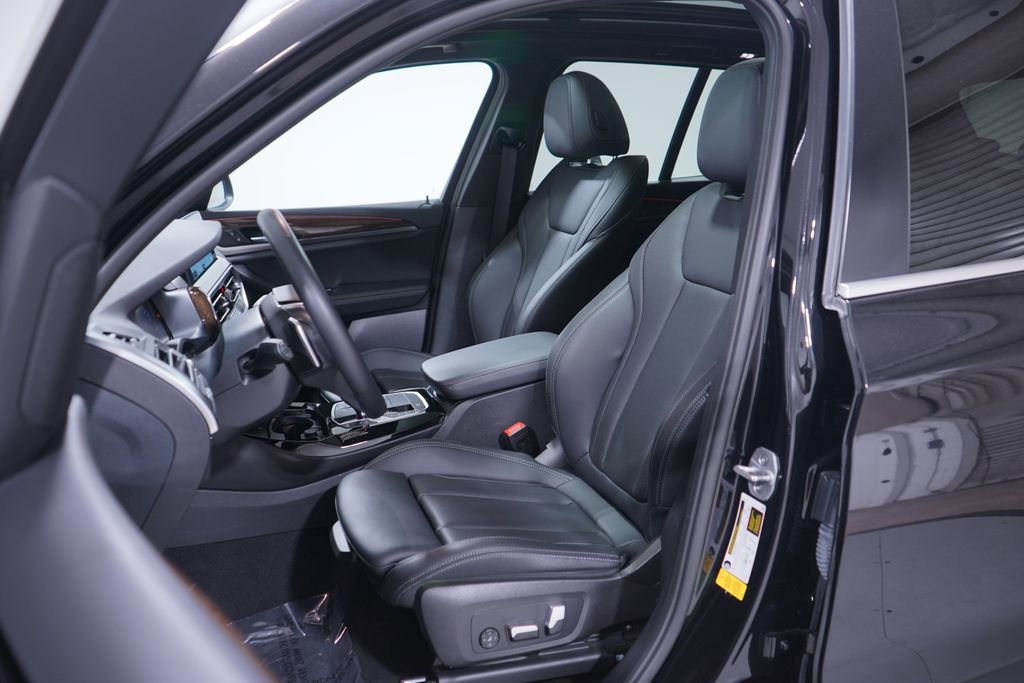 Used 2023 BMW X3 sDrive30i w/ Convenience Package image 7