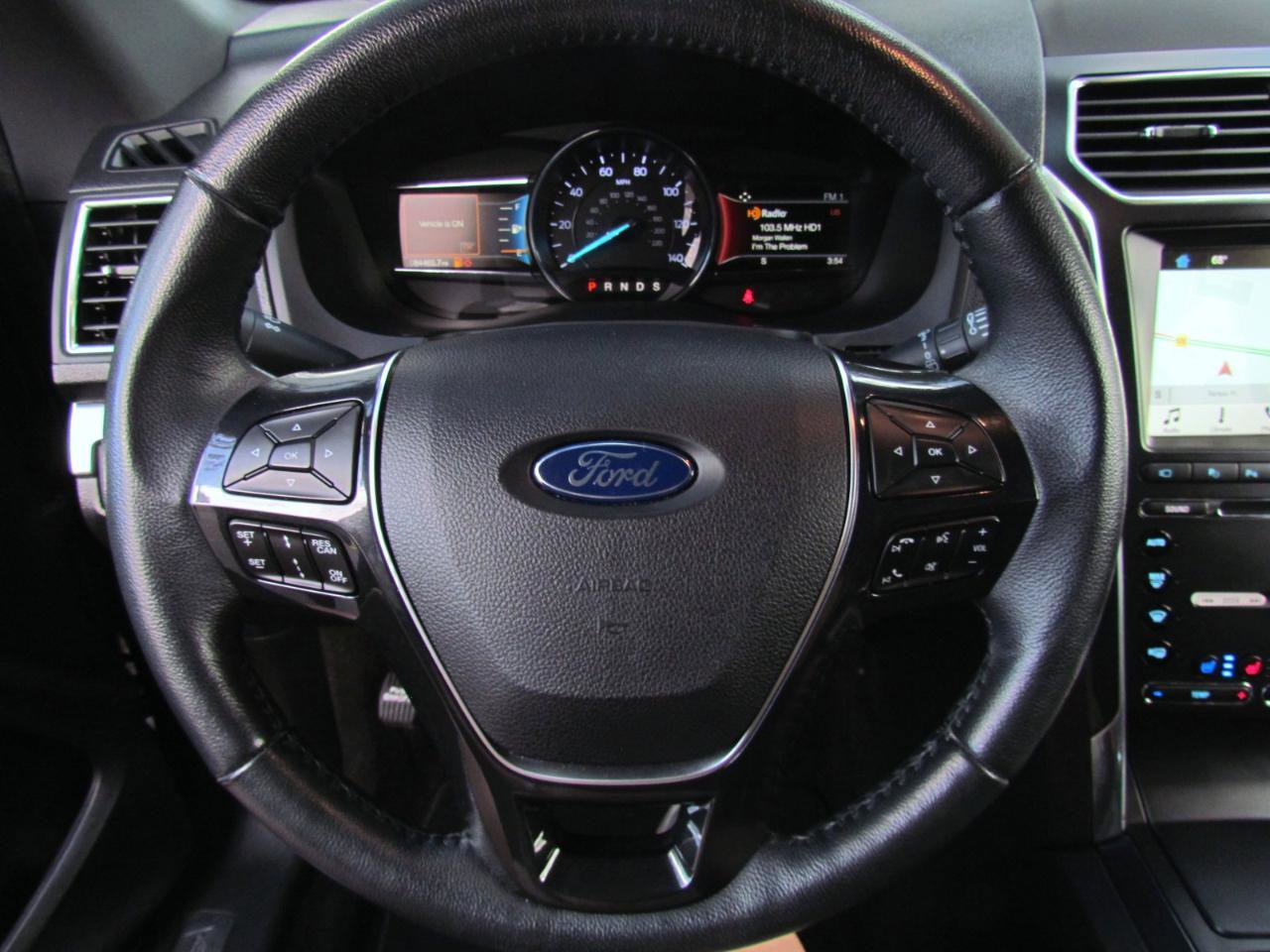 Used 2018 Ford Explorer Limited w/ Equipment Group 301A FWD image 31