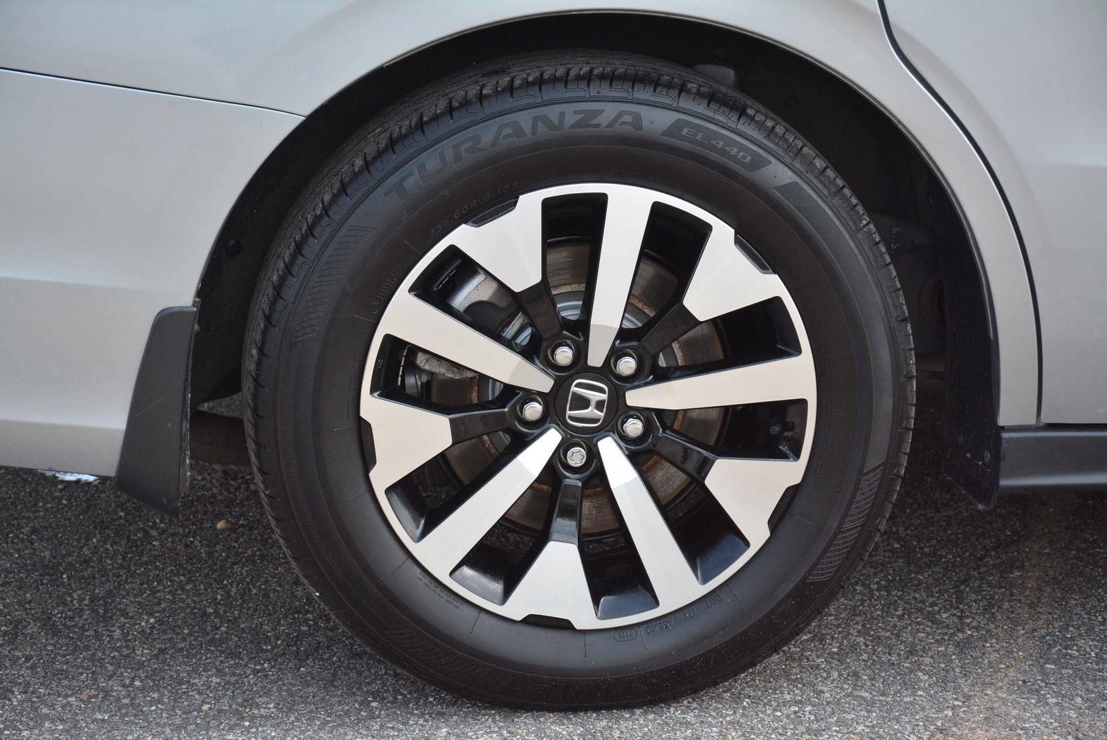 Used 2026 Honda Odyssey EX-L image 32