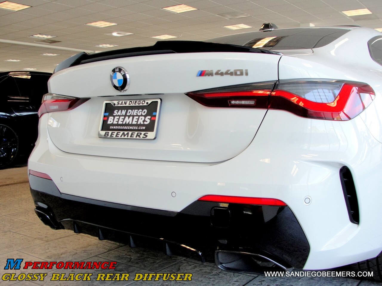 Used 2024 BMW M440i Coupe w/ Premium Package RWD image 13