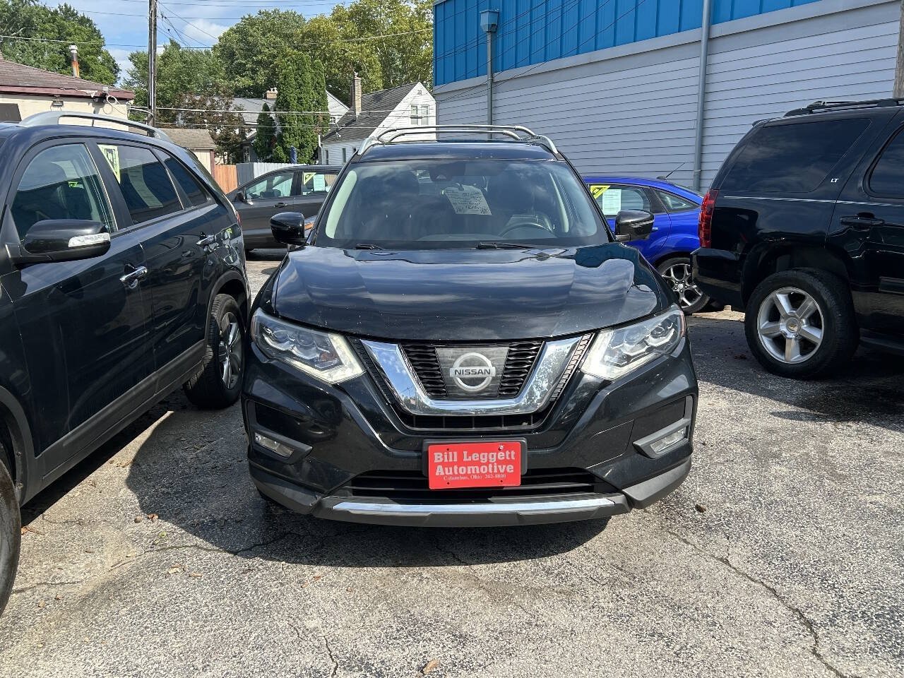 Used 2017 Nissan Rogue SL w/ SL Premium Package AWD/4WD image 3