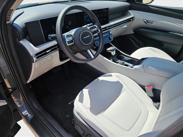 New 2025 Hyundai Tucson SEL image 3