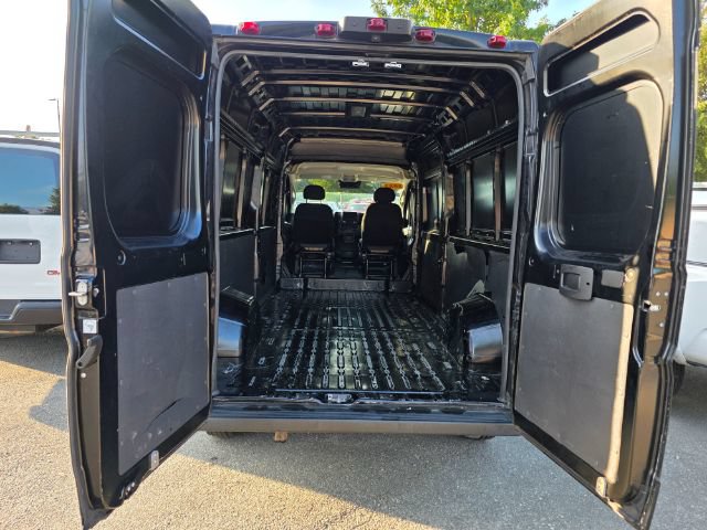 Used 2023 RAM ProMaster 2500 w/ LED Premium FWD image 12