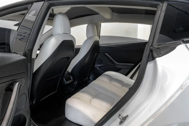 Used 2021 Tesla Model 3 Standard Range Plus RWD image 40