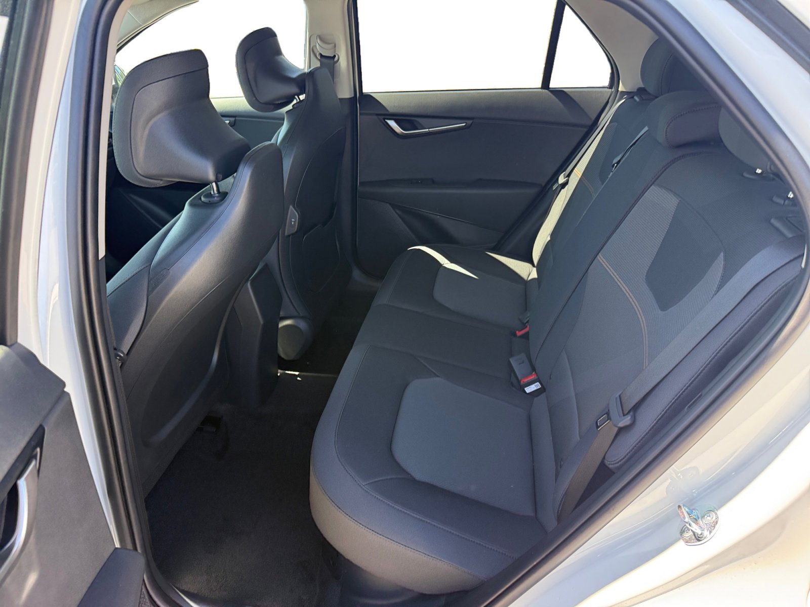 New 2026 Kia Niro LX FWD image 16